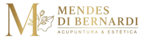 Logo Mendes Di Bernardi Acupuntura e Estética com M e ícone de um rosto com flores na cor dourado